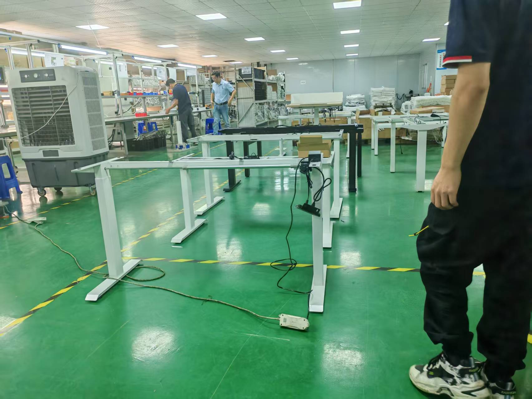 Độ chính xác trong chuyển động: Tại sao khung bàn đứng điện Huagang lại tạo ra sự ổn định
