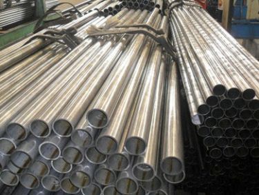 Ngoài bề mặt: Ống thép chính xác tối ưu hóa hiệu suất động cơ điện như thế nào